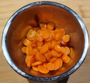 carote cotte al vapore ripassate in padella