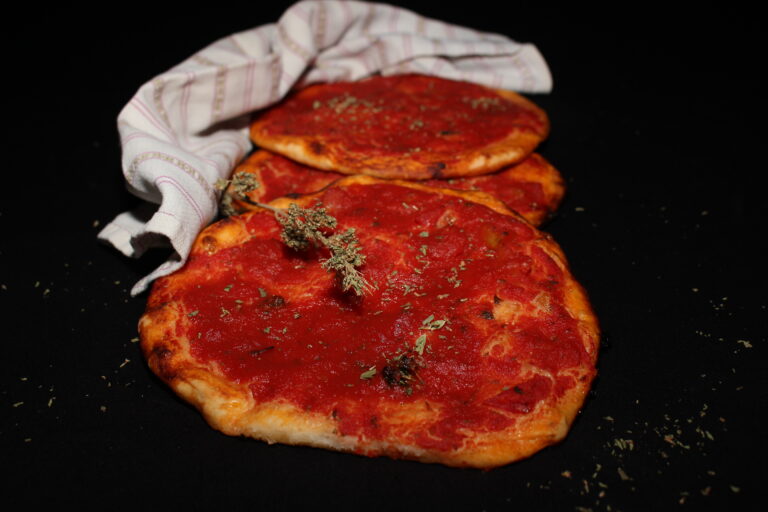 Pizzette classiche al pomodoro