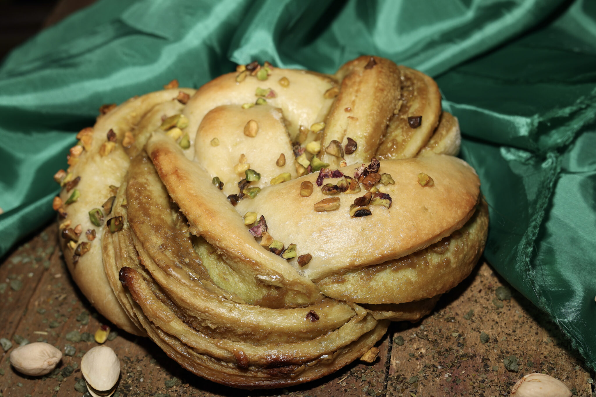 treccia con crema di pistacchio