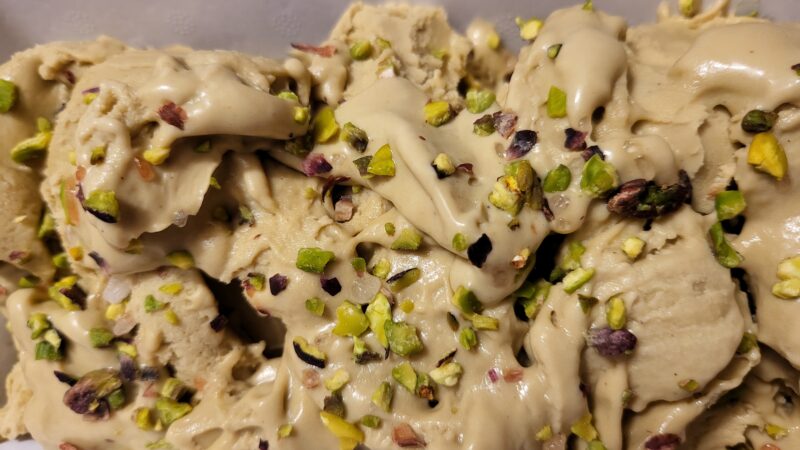 Gelato al pistacchio con sale rosa