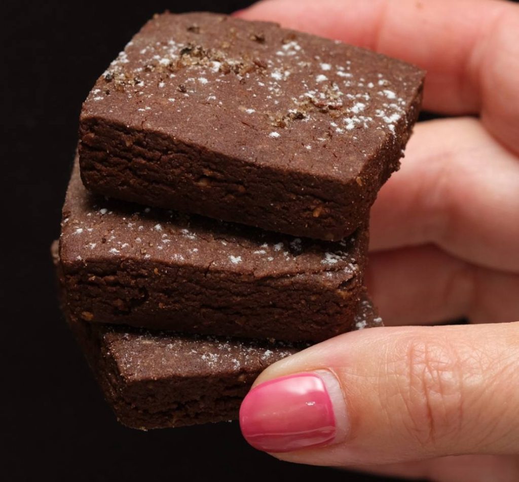frollini al cioccolato fondente e sale
