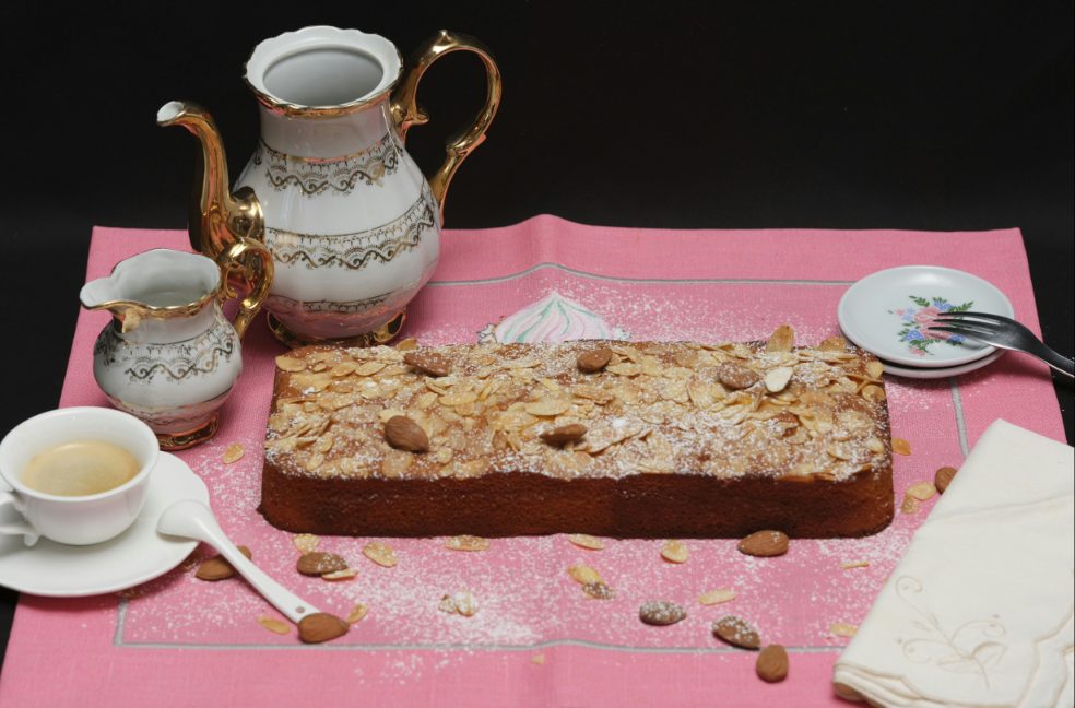 torta di carote mandorle e arancia
