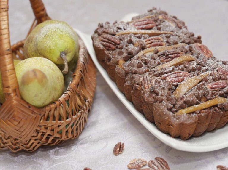 Scopri di più sull'articolo La torta delle pere calabresi al cioccolato